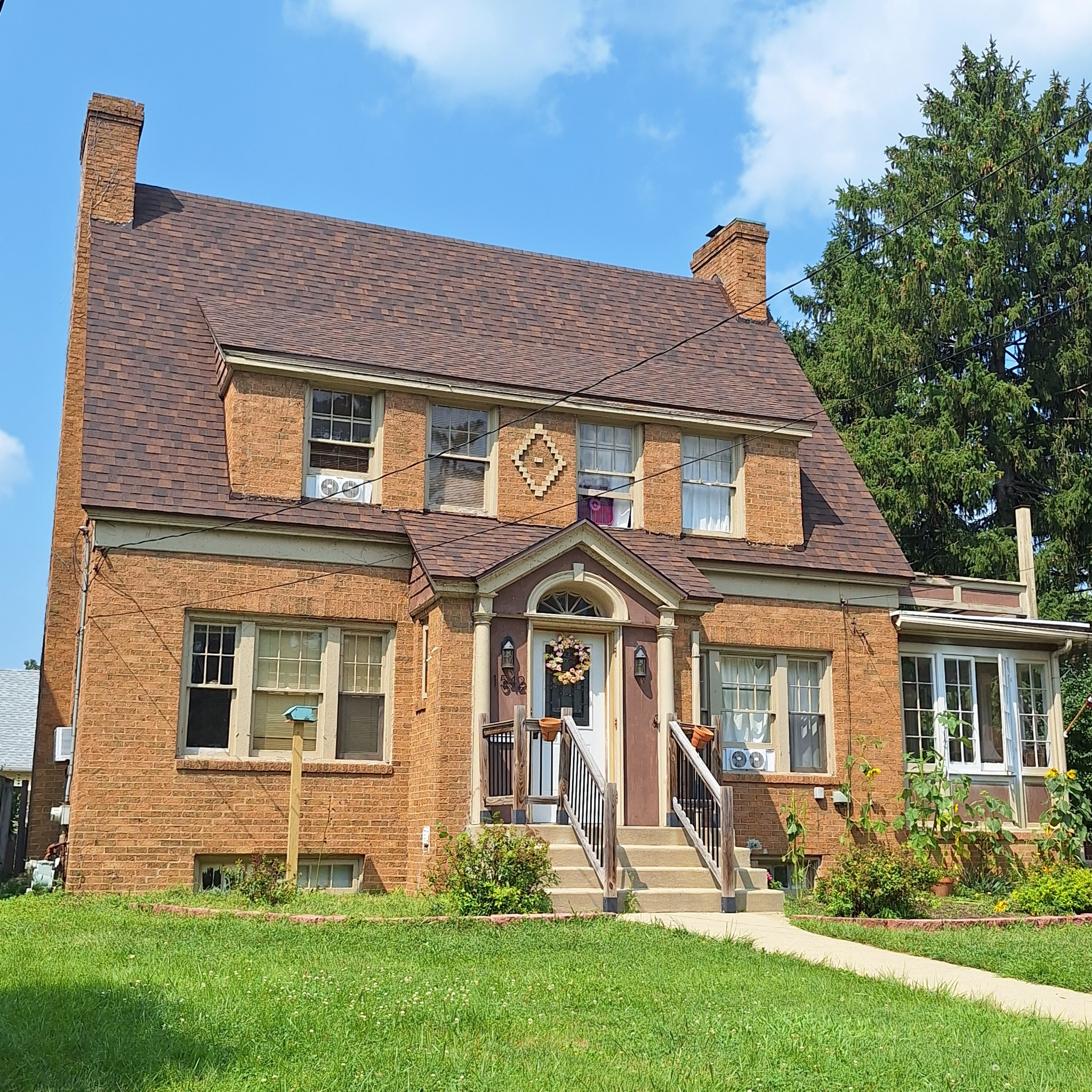 Trusted roofing experts in Chicago